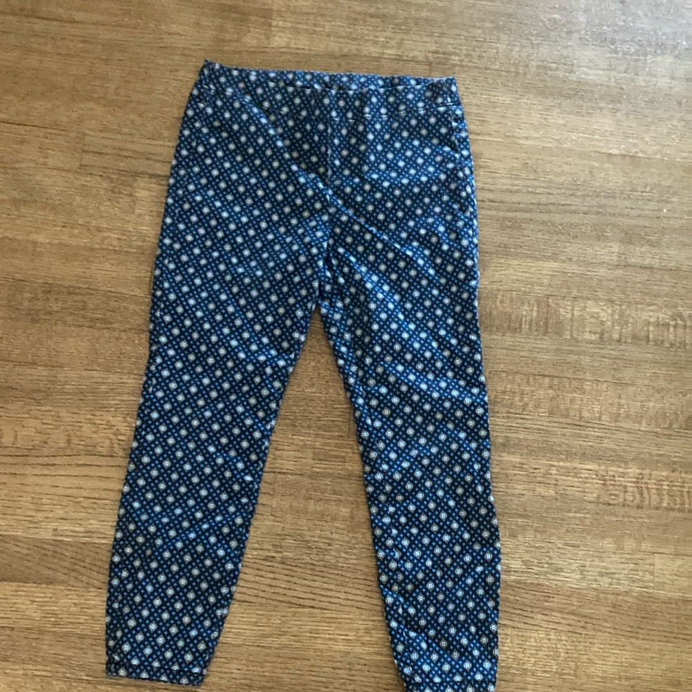 Women’s ankle pants